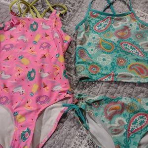 🔴 Girls bundle bathing suits